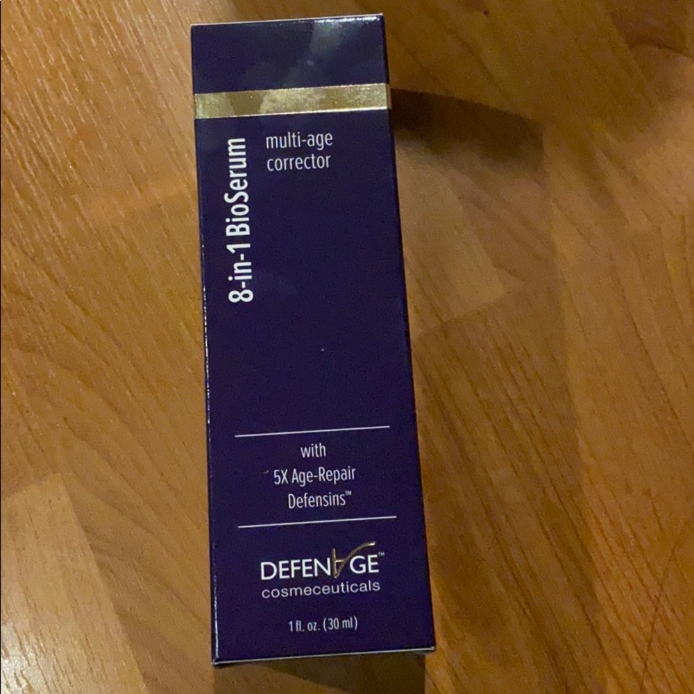 Defenage 8 in 1 BioSerium